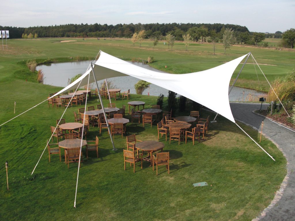 The "star wave" as a roofing for events and celebrations is a special eye-catcher 